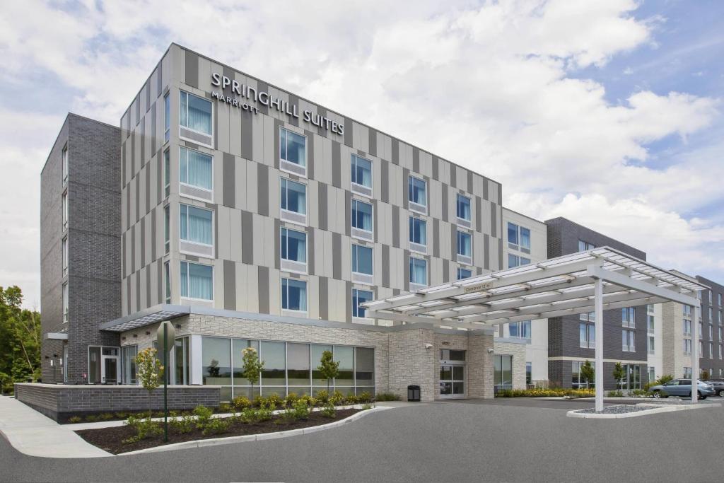 SpringHill Suites Whitestown - Lightning Limo hotel transportation